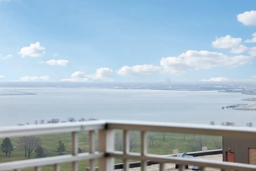 1522 N Prospect Ave, Milwaukee, WI 53202 - #2