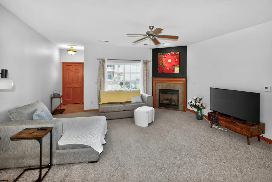 21790 N Weather Edge Cir, Lannon, WI 53046 - #3