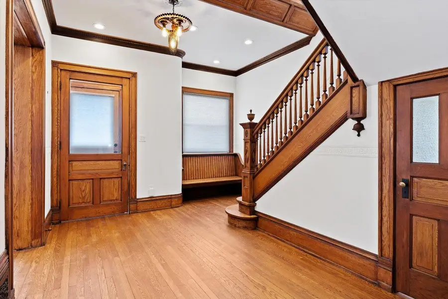 124 W North Ave, Milwaukee, WI 53212 - #3