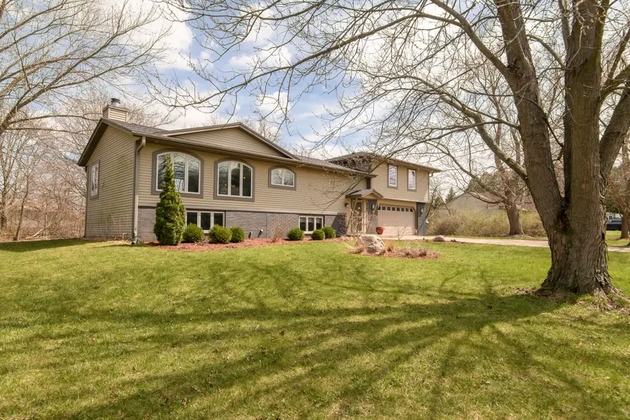 W217N9748 White Horse Dr, Colgate, WI 53017 - #2