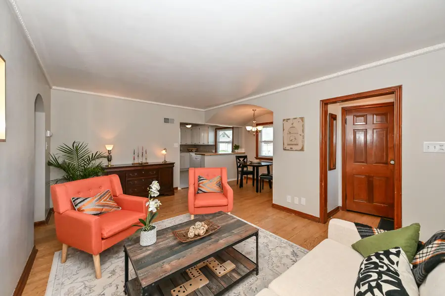 3601 S 32nd St, Greenfield, WI 53221 - #3