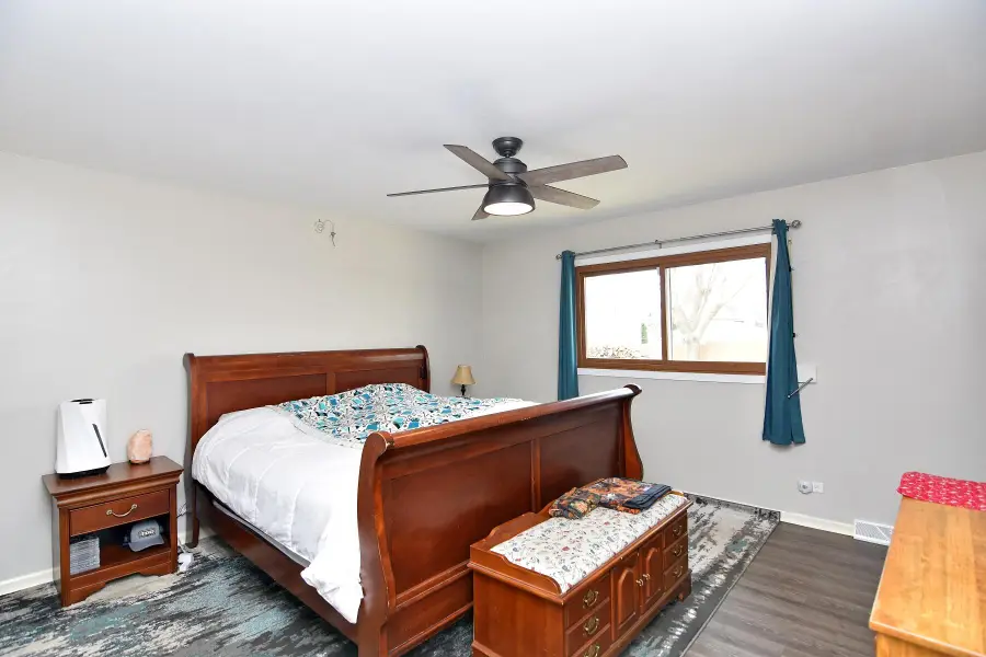 6120 242nd Ave, Paddock Lake, WI 53168 - #3