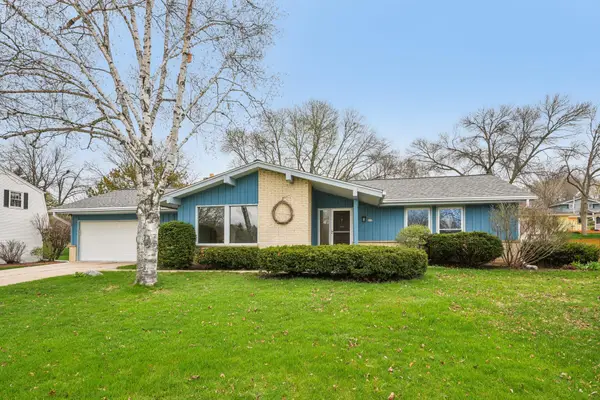 313 S University Dr, Waukesha, WI 53188