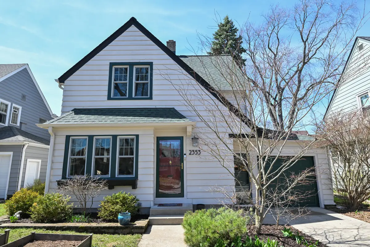 2353 N 72nd St, Wauwatosa, WI 53213 - #1