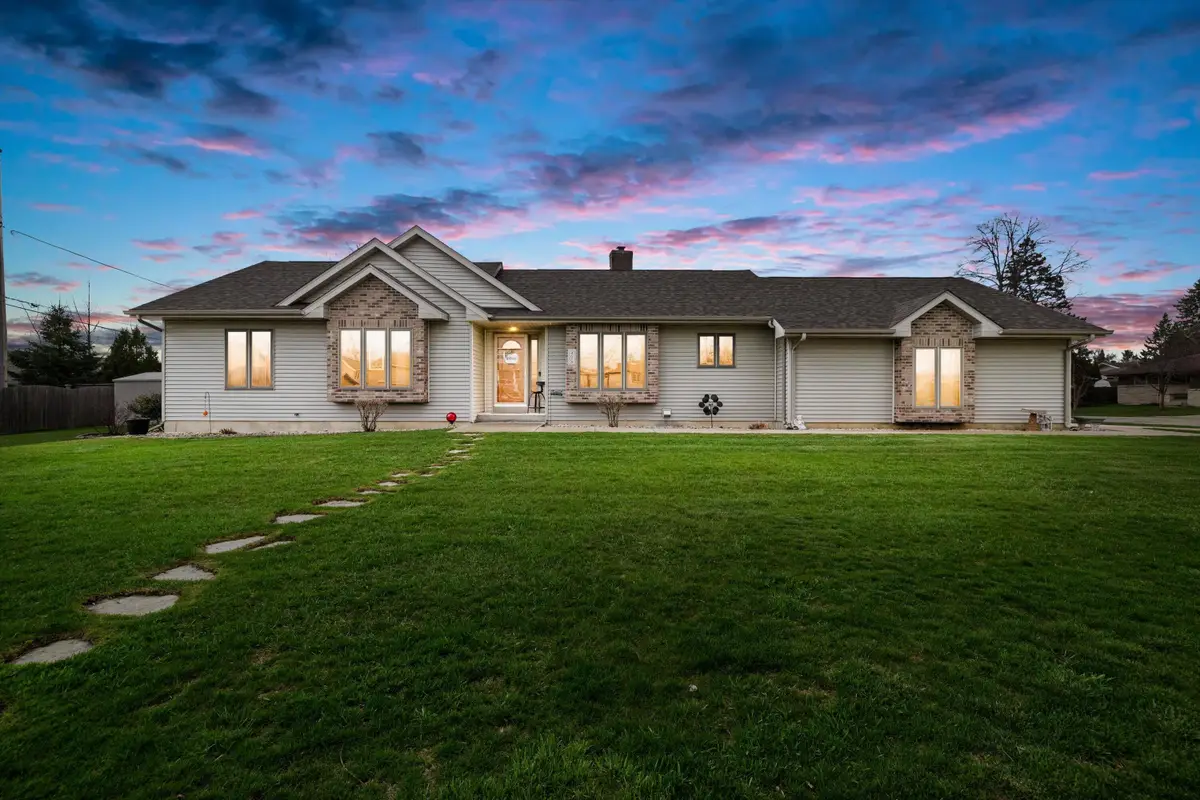 4675 78th St, Pleasant Prairie, WI 53142 - #1