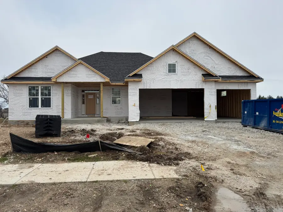 1302 Lynn Cir, Oconomowoc, WI 53066 - #3