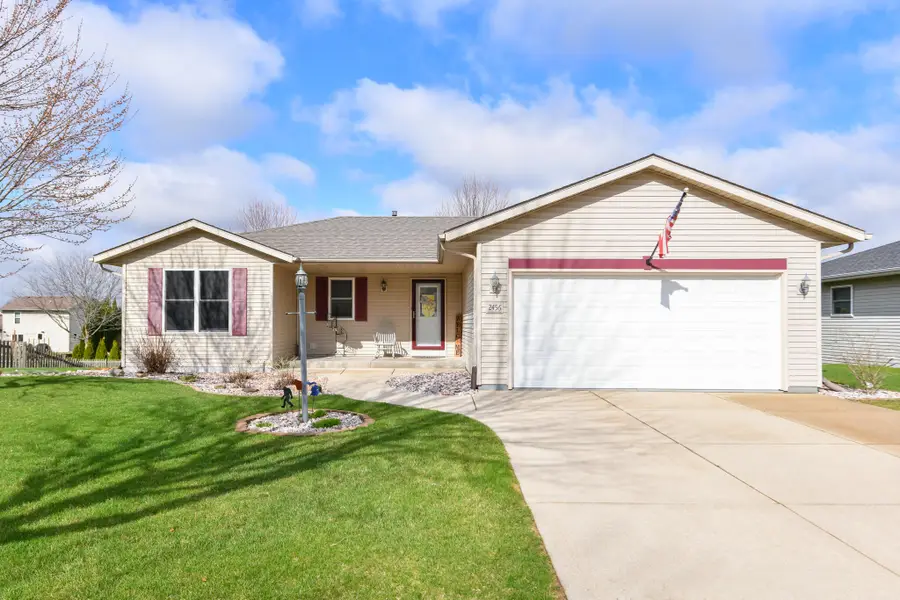 2456 Emslie Dr, Waukesha, WI 53188 - #3