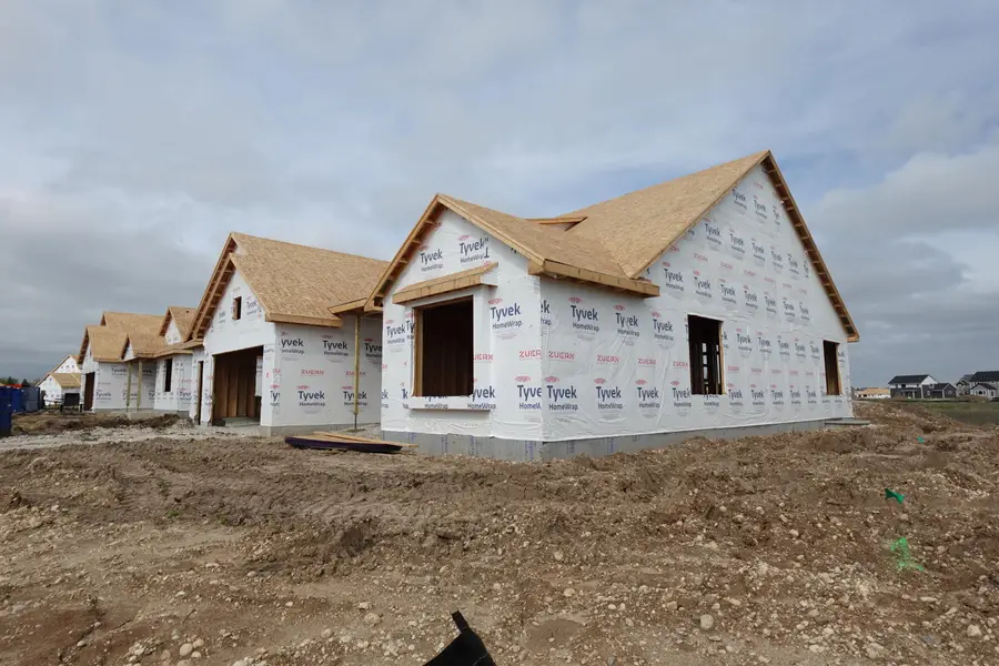 1713 Switchgrass St, Oconomowoc, WI 53066 - #2