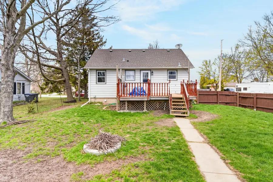 1217 Macarthur Ave, Sheboygan, WI 53083 - #3