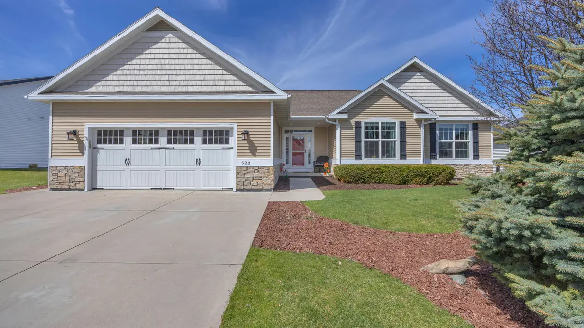 522 Cloverdale Ln, Plymouth, WI 53073 - #1