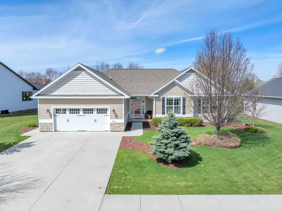 522 Cloverdale Ln, Plymouth, WI 53073 - #3