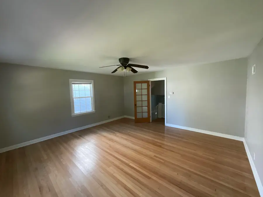 4640 N Woodruff Ave, Whitefish Bay, WI 53211 - #2