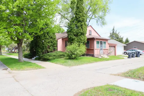 120 21st St N, La Crosse, WI 54601