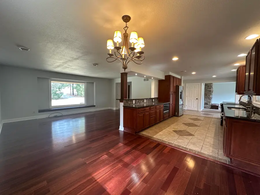 W309N174 Maple Ave, Delafield, WI 53188 - #2