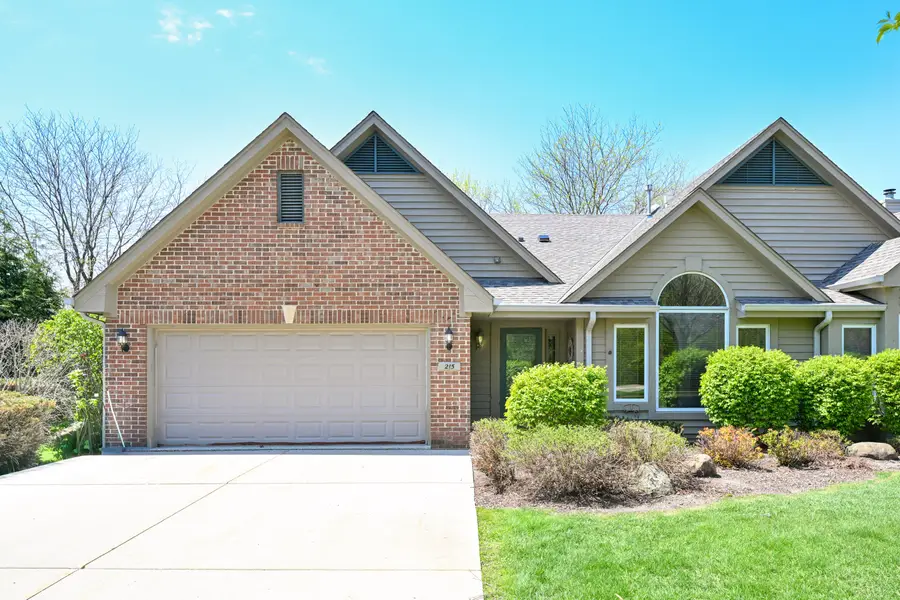 215 Kirkham Ct, Brookfield, WI 53045 - #2