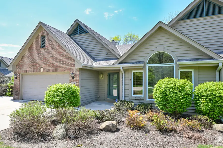 215 Kirkham Ct, Brookfield, WI 53045 - #3