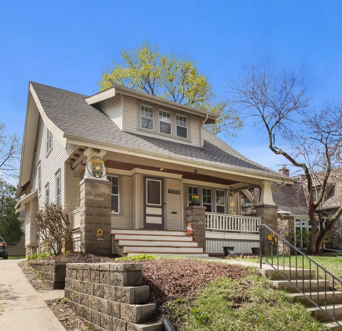 6831 Cedar St, Wauwatosa, WI 53213 - #1