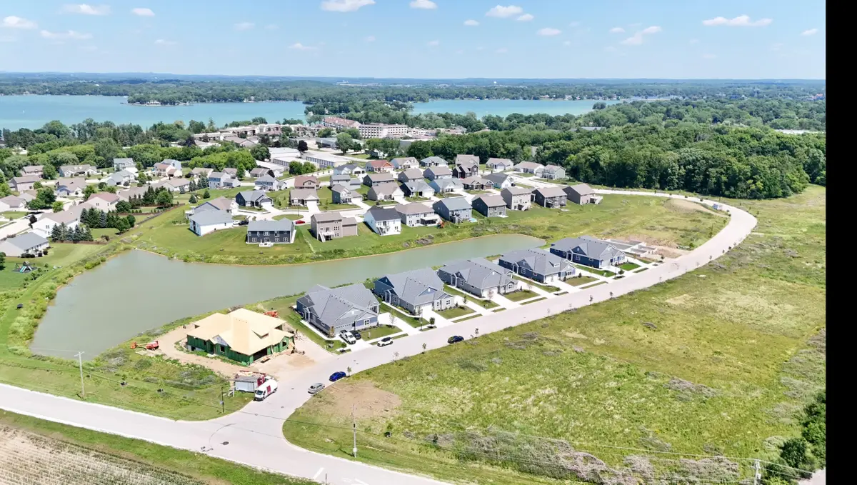 1508 Weston Ridge Rd, Oconomowoc, WI 53066 - #1