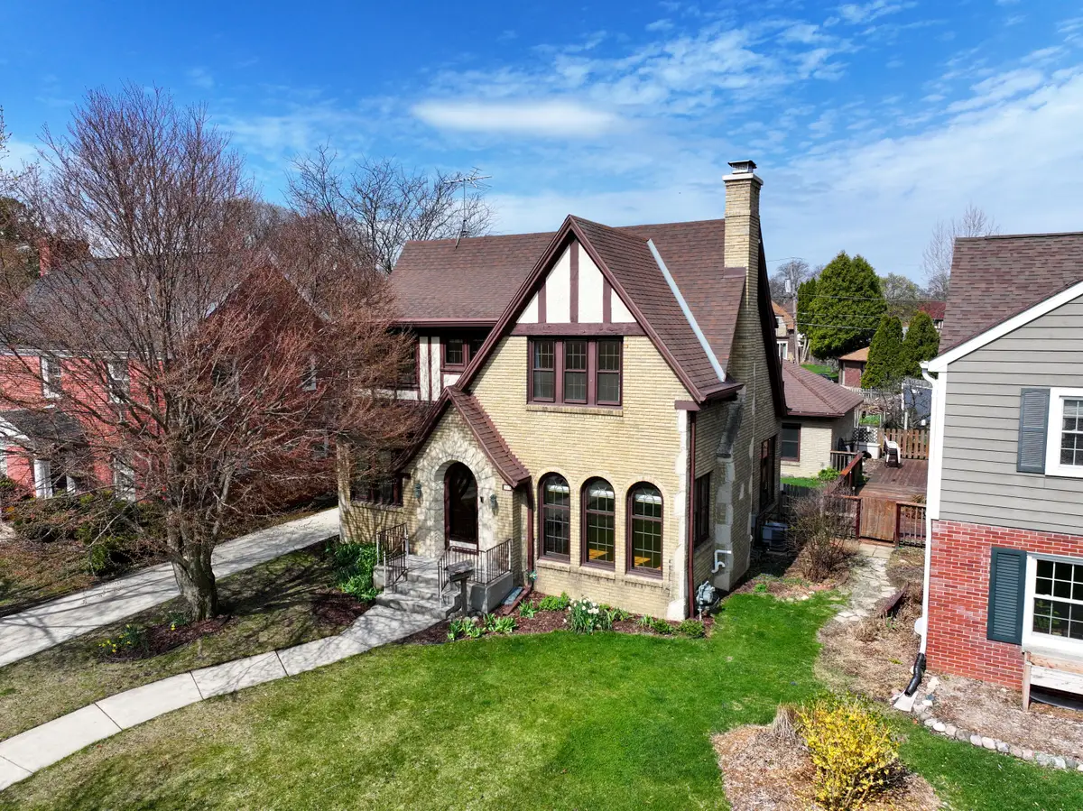 315 N Pinecrest St, Milwaukee, WI 53208 - #1