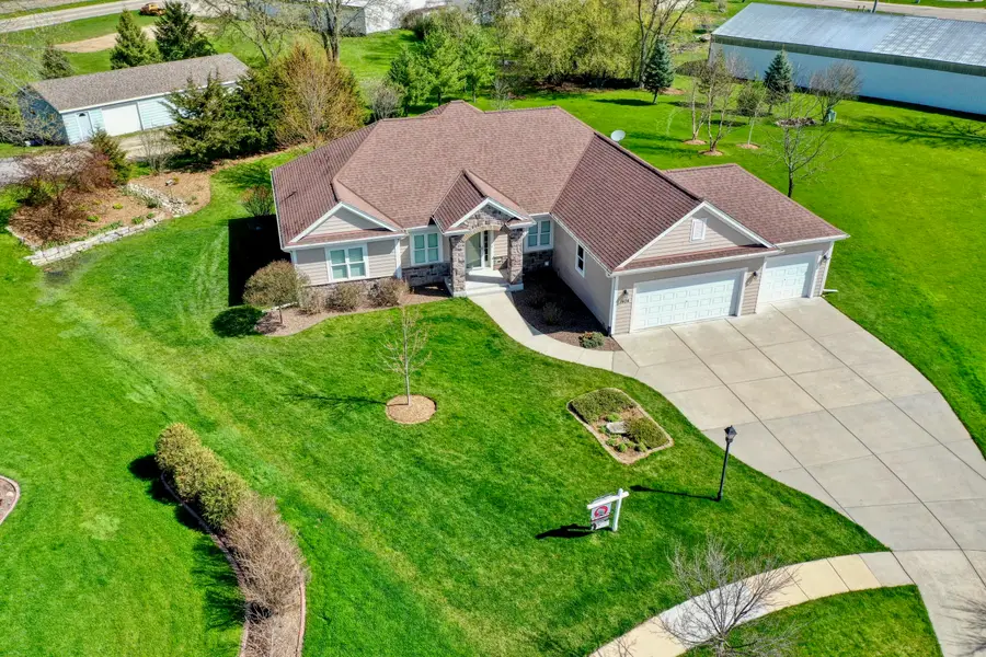 1404 Whitetail Run, Mukwonago, WI 53149 - #2