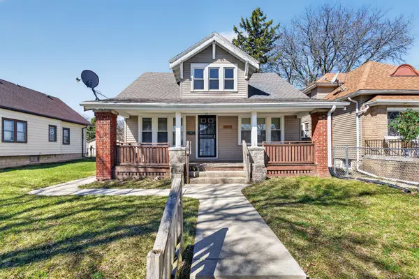 4633 N 30th St, Milwaukee, WI 53209