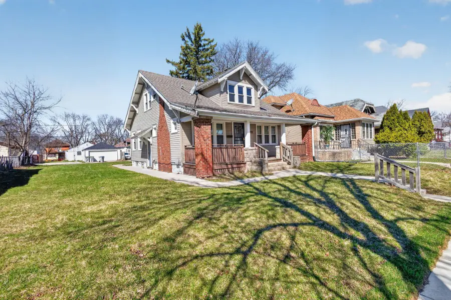 4633 N 30th St, Milwaukee, WI 53209 - #2