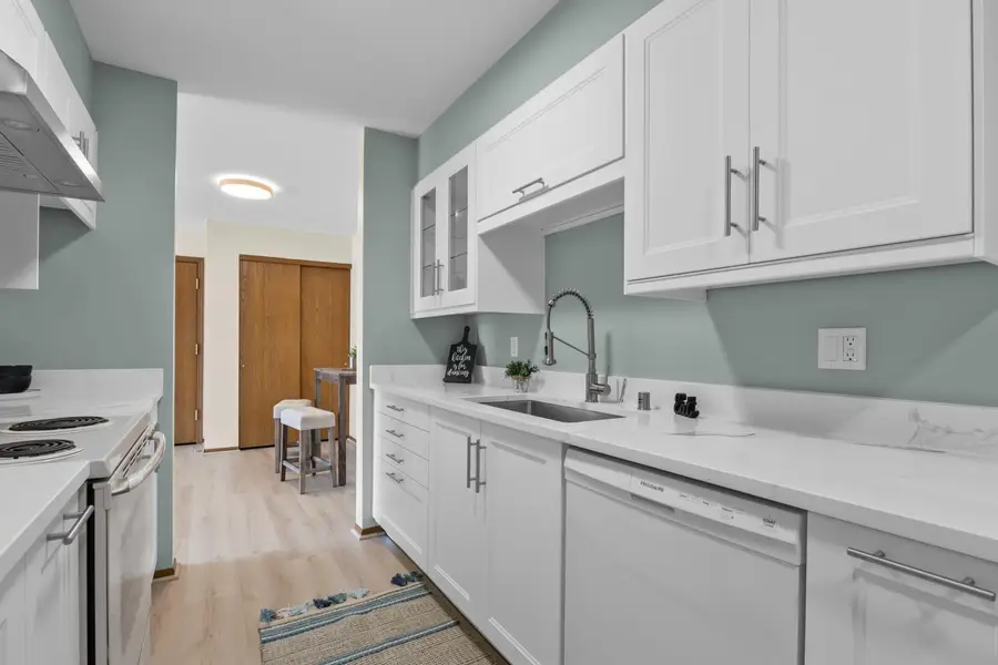 6329 W Nebraska Ave, Milwaukee, WI 53220 - #2