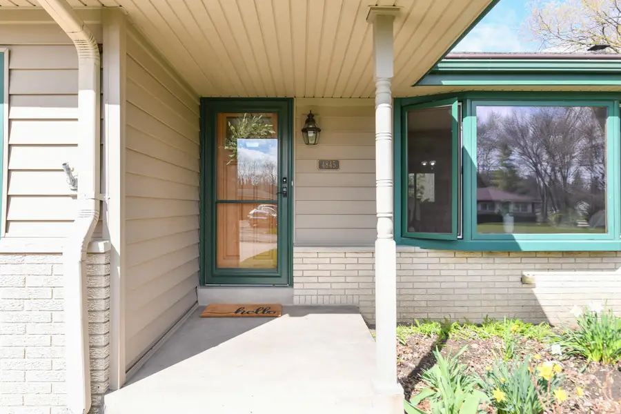 4845 S Langlade Dr, New Berlin, WI 53151 - #2