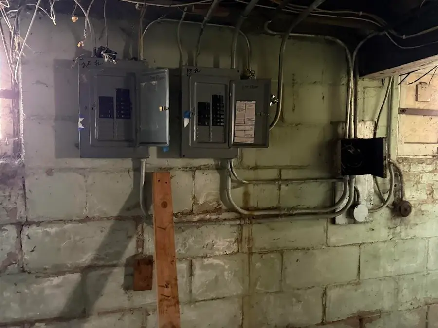 2470 N 41st St, Milwaukee, WI 53210 - #2