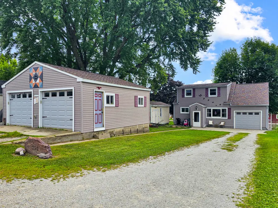 232 1st Ave Sw, Spring Grove, MN 55974 - #3