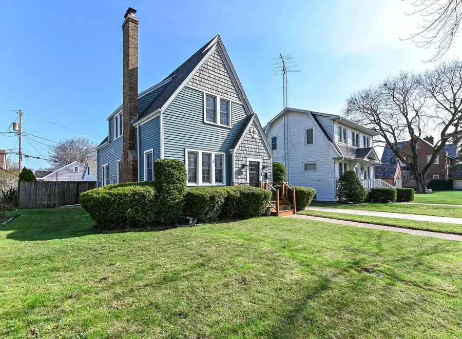 520 74th St, Kenosha, WI 53143 - #2