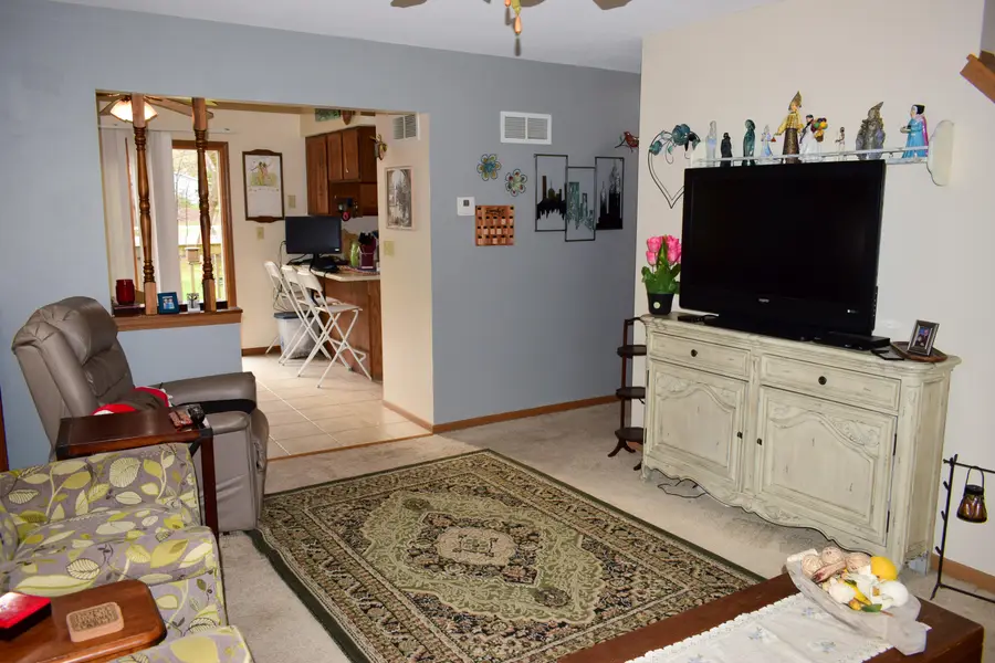 7200 Ashwood Ln, Wind Lake, WI 53185 - #2