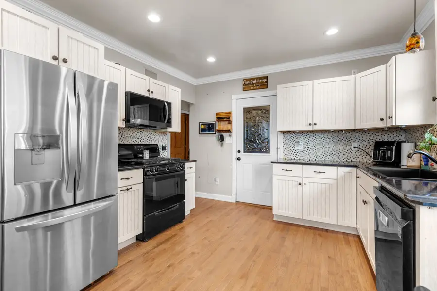 1232 E North St, Waukesha, WI 53188 - #2