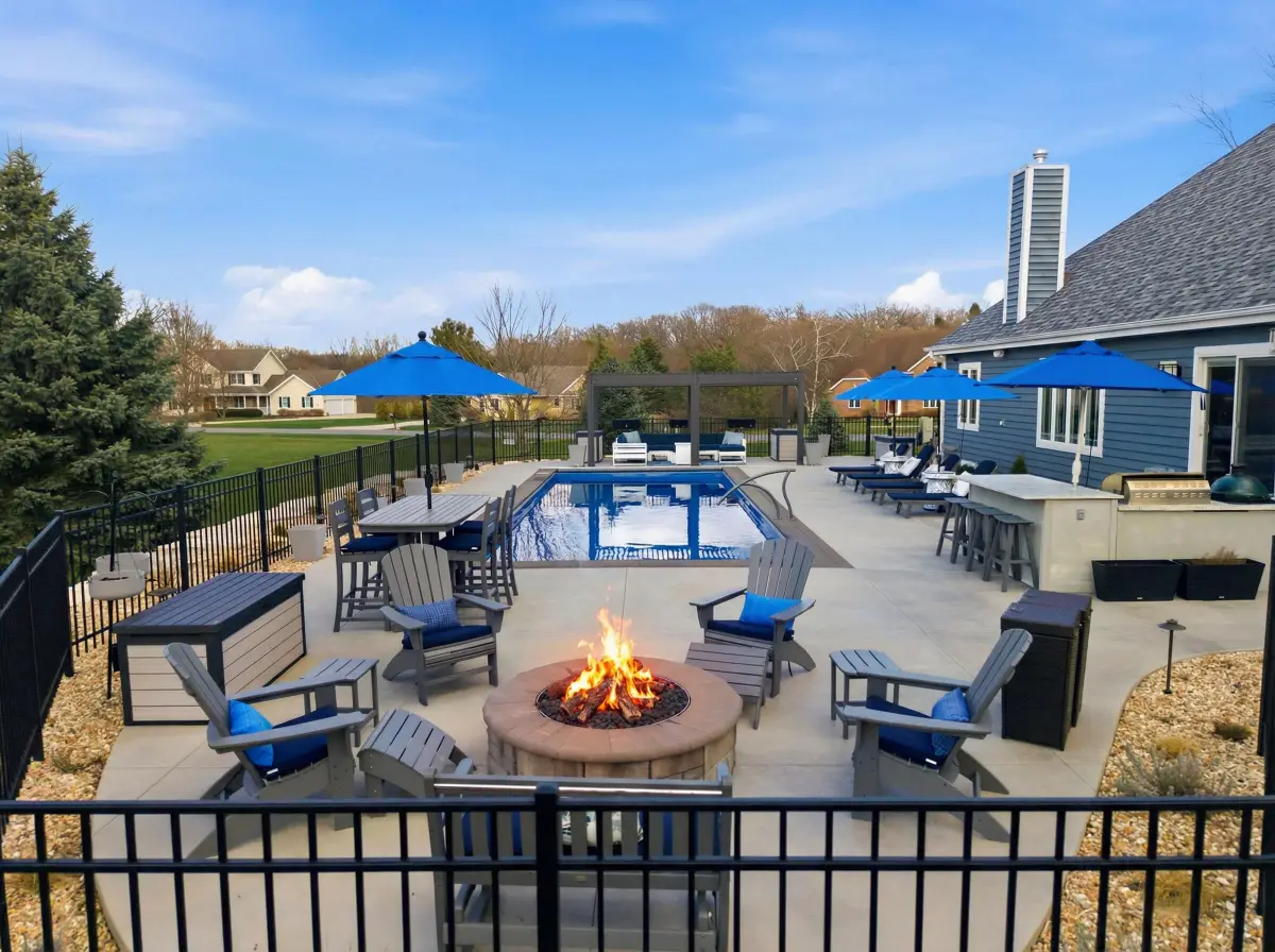 N42W33420 Glen View Ct, Nashotah, WI 53058 - #1