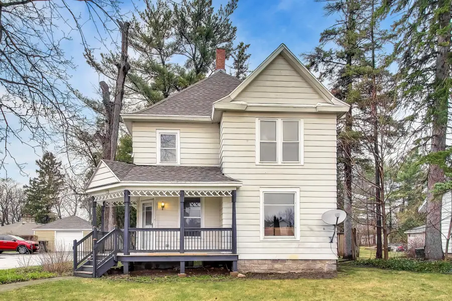 212 Kenosha St, Walworth, WI 53184 - #2