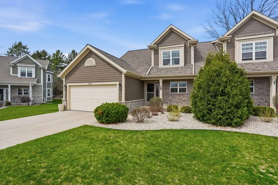 4075 Wyndham Pointe Cir, Brookfield, WI 53005 - #2