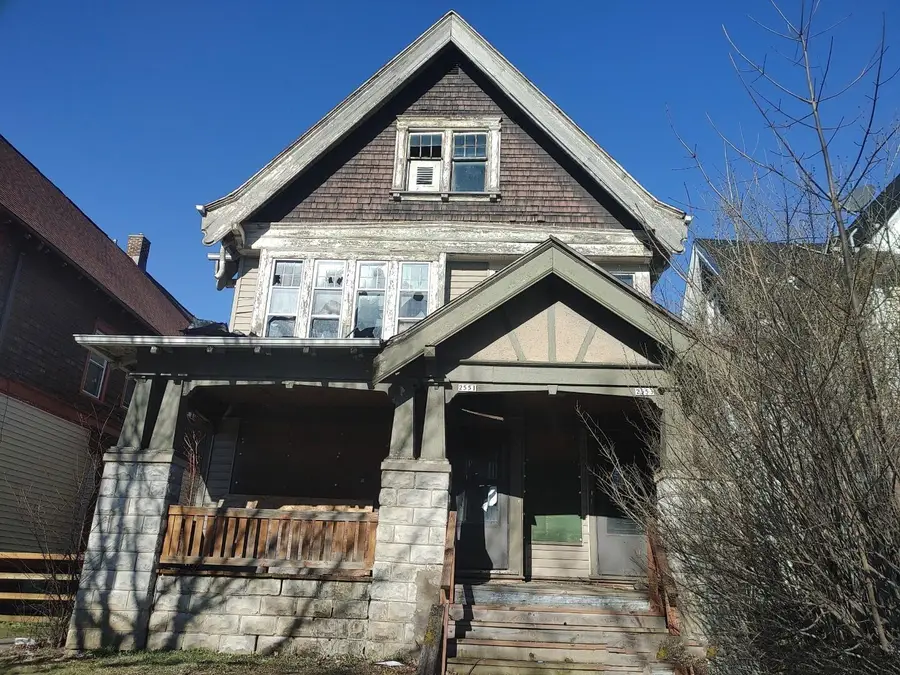 2551 N 40th St, Milwaukee, WI 53210 - #3