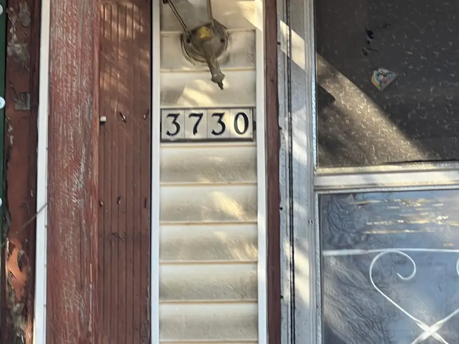 3730 W Hilda Pl, Milwaukee, WI 53215 - #2