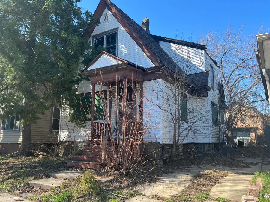 3730 W Hilda Pl, Milwaukee, WI 53215 - #3