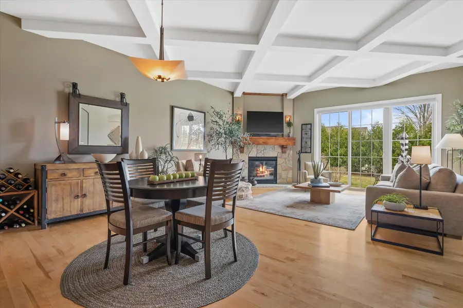 1750 Bess Ct, Oconomowoc, WI 53066 - #2