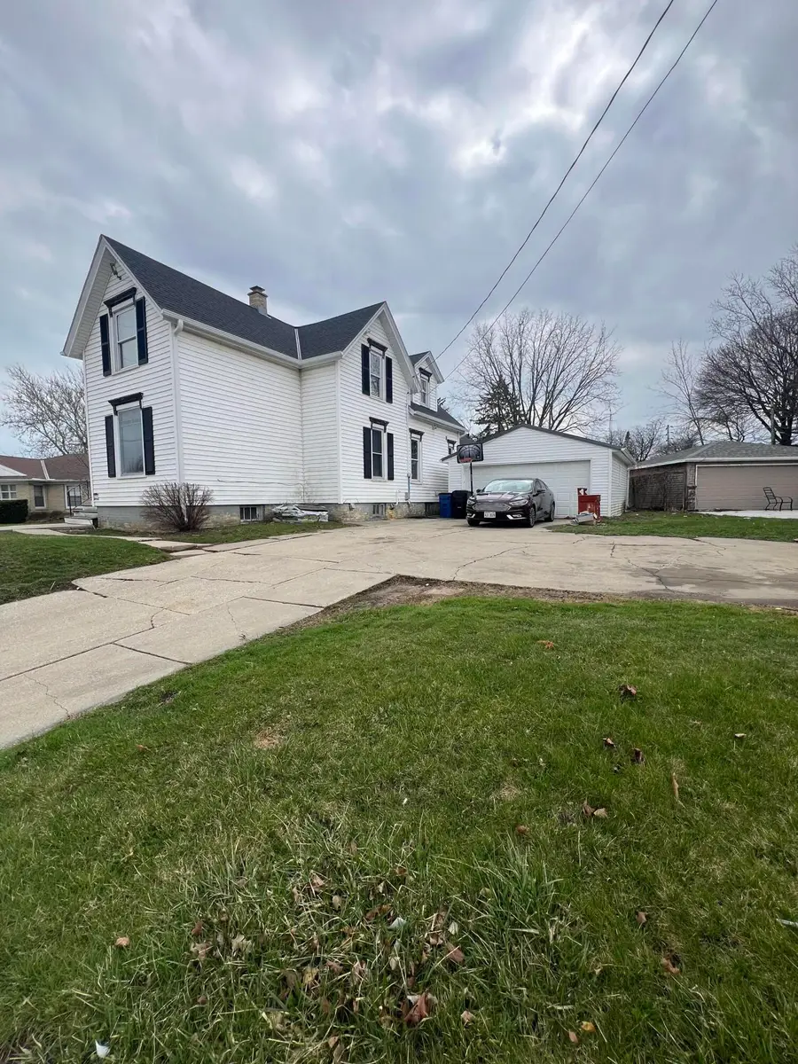 1925 Rapids Dr, Racine, WI 53404 - #2