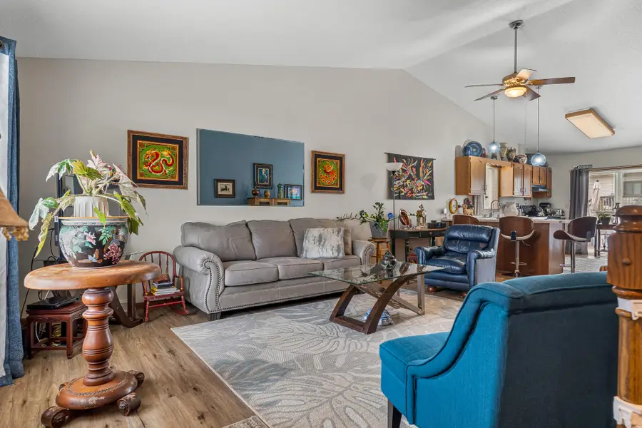 915 10th Ave N, Onalaska, WI 54650 - #3