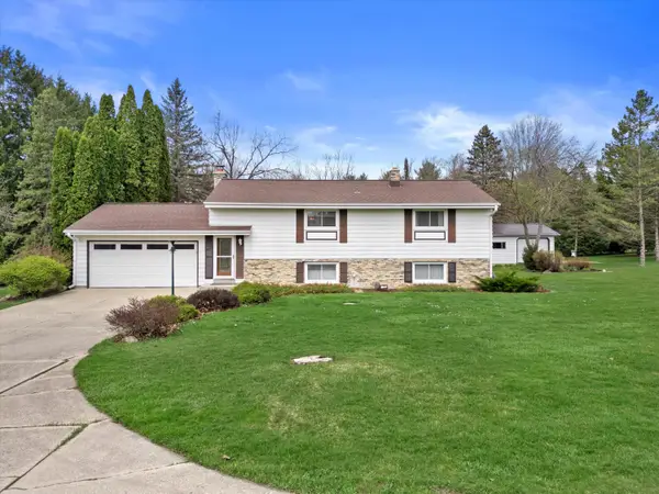 W750 Miramar Rd, East Troy, WI 53120