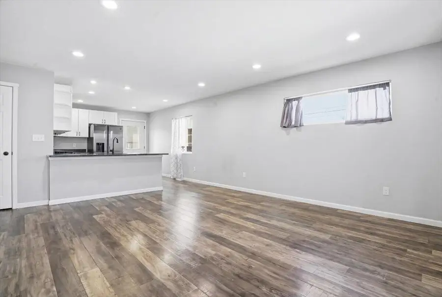 2127 27th St, Kenosha, WI 53140 - #3