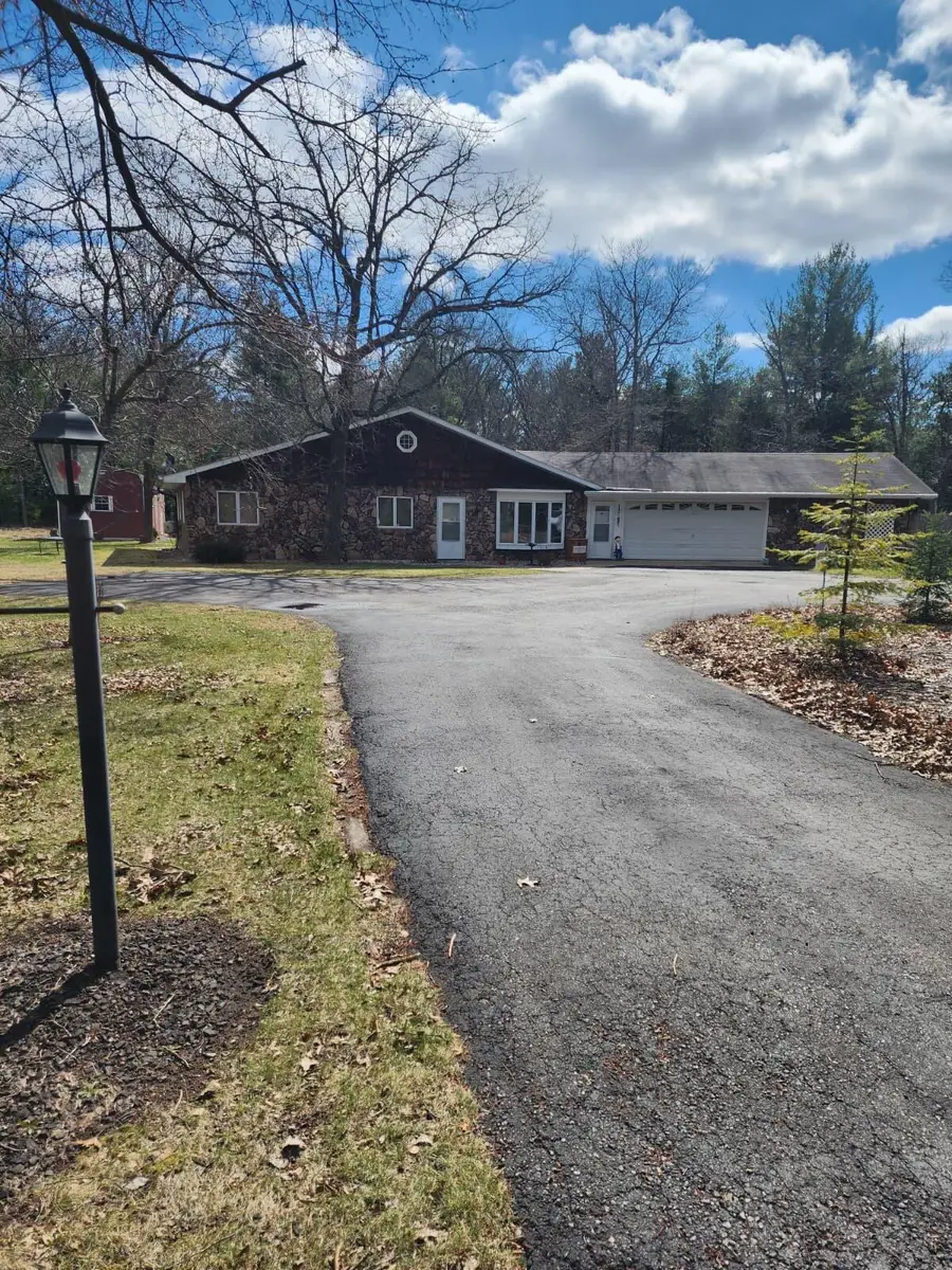 520 N 4th Ave, Lohrville, WI 54970 - #2