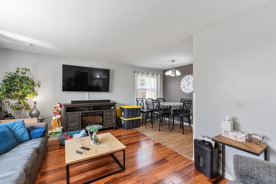 3770 S Kansas Ave, Milwaukee, WI 53207 - #2