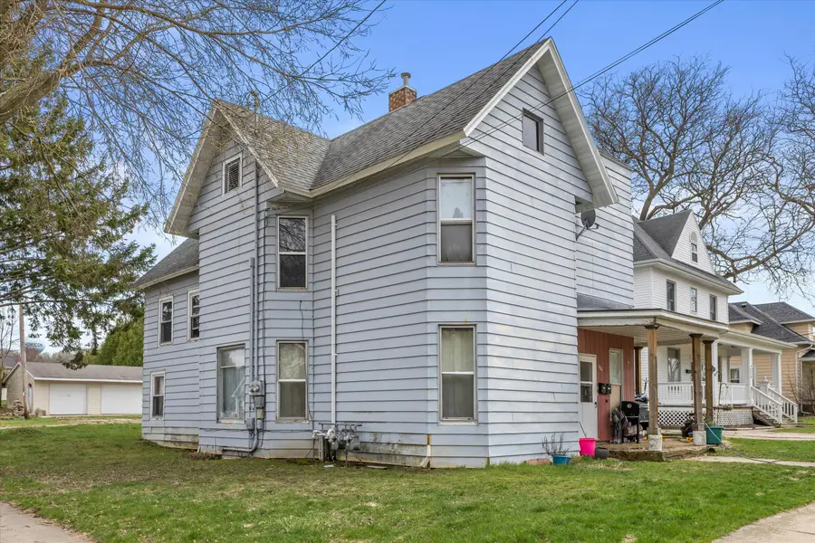 213 N Finch St, Horicon, WI 53032 - #2