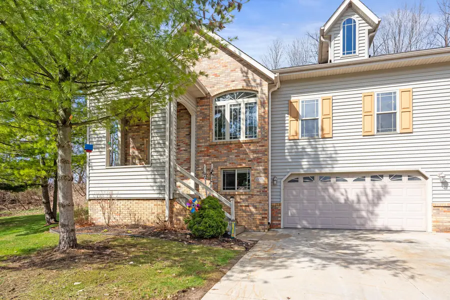 1300 Oak Tree Ct, Slinger, WI 53086 - #3