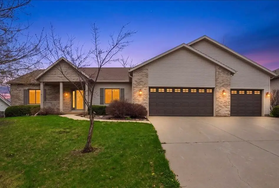 2368 Stonehaven Dr, Sun Prairie, WI 53590 - #1