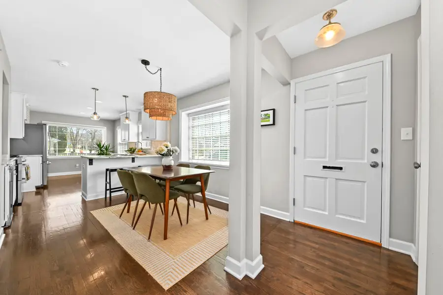 8528 W Meinecke Ave, Wauwatosa, WI 53226 - #2